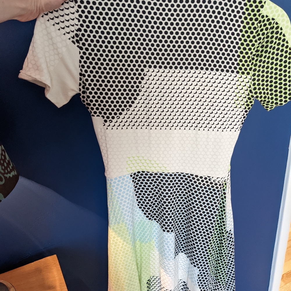 Dress - Picture 2 of 3